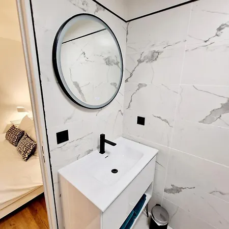 Апартаменты Floor Sea View - Pool Tennis Garage Ницца